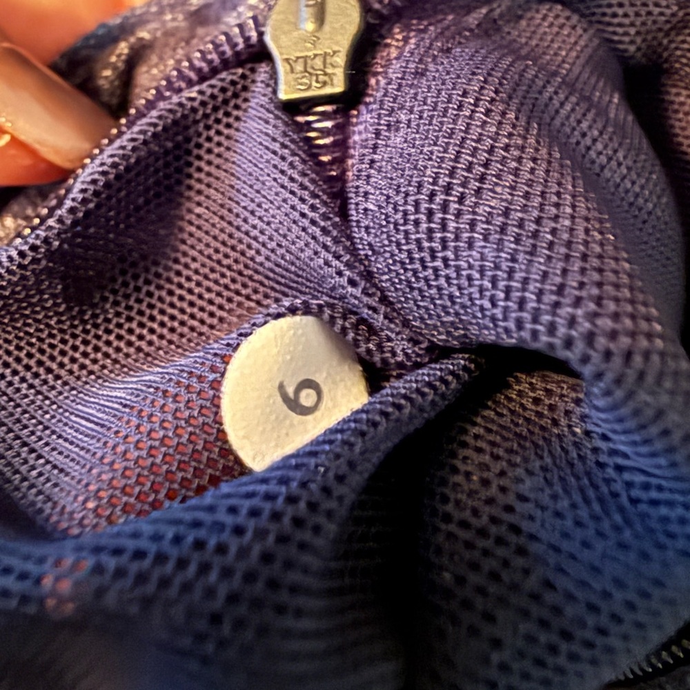 Lululemon Jacket - Picture 6 of 7
